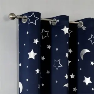 Rideau motif étoiles et lune argentées à œillets – vue 2